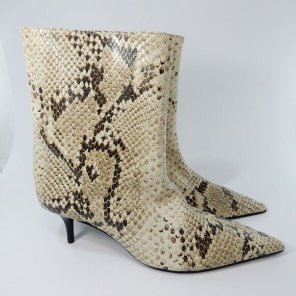 SCHUTZ Frances Pointed Toe Bootie Sz 7 Kitten Heel Cream Beige Snake Leather NEW - Picture 1 of 12